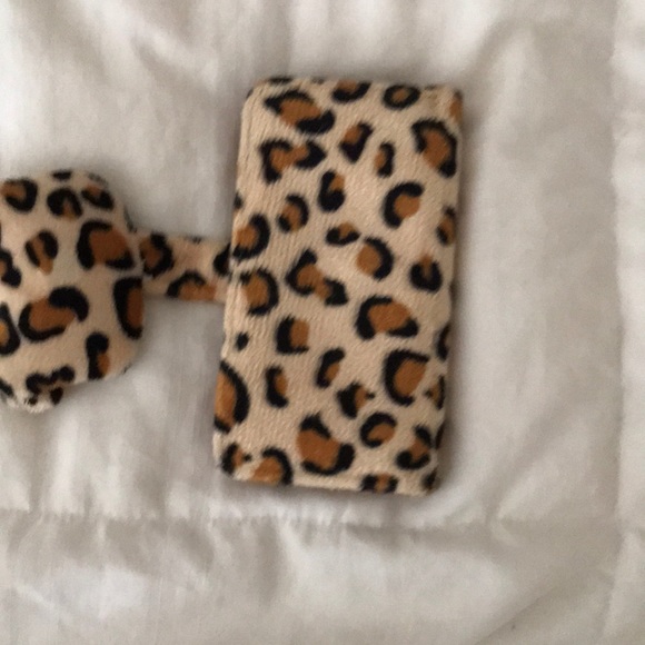 Hello Kitty - Picture 2 of 3